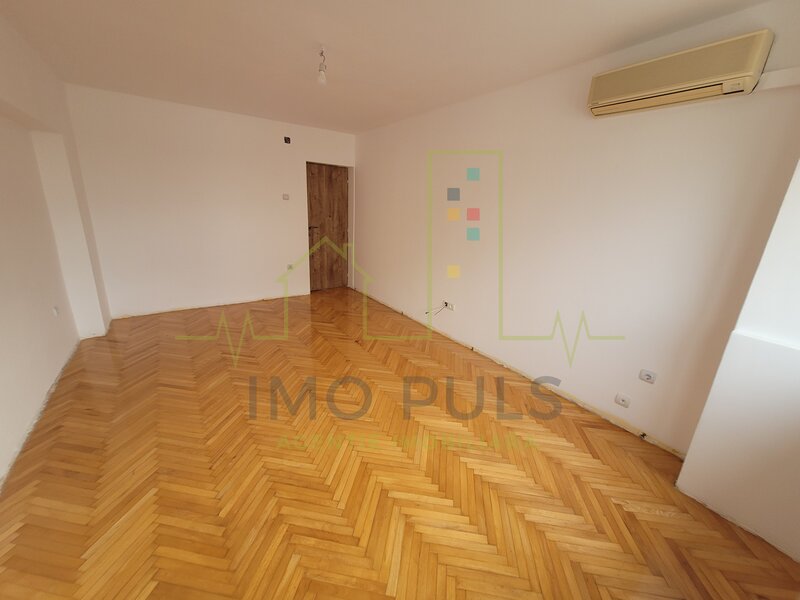 Timisoara Apartament pe 2 nivele. Spatios. Aproape de Iulius Mall.