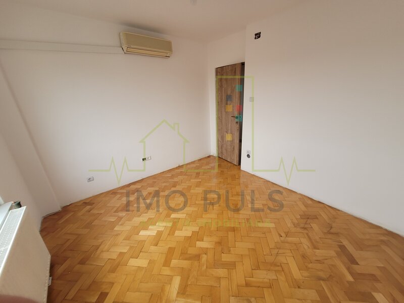 Timisoara Apartament pe 2 nivele. Spatios. Aproape de Iulius Mall.