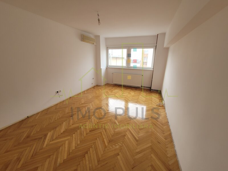 Timisoara Apartament pe 2 nivele. Spatios. Aproape de Iulius Mall.